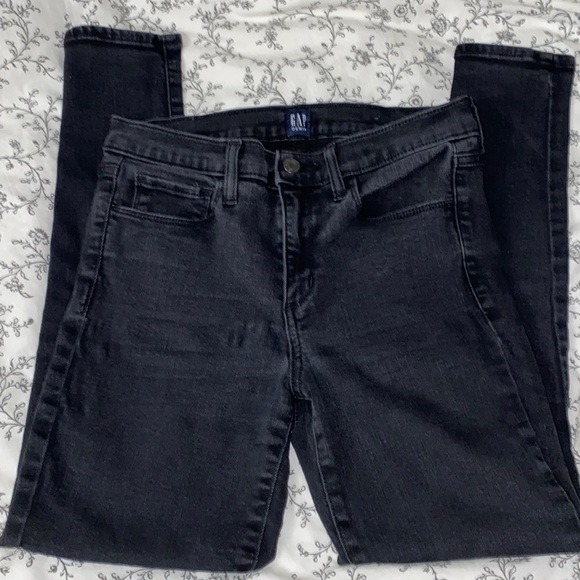 Mid Rise Favorite Jegging - Picture 2 of 5